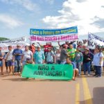Agricultores bloqueiam BR-174 em protesto contra ampliação do Parque Nacional do Viruá