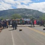 Indígenas bloqueiam trecho da BR-174 em Roraima para protestar contra o marco temporal