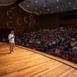 Arthur empossa quase 400 novos servidores municipais nesta segunda (17)