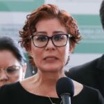 Carla Zamebelli se torna ré por porte ilegal de arma e constrangimento ilegal