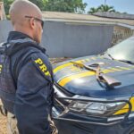 Motocicleta adulterada e espingarda são apreendidas pela PRF no interior de Roraima