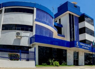 TCE-RR nomeia 17 aprovados em concurso para reforçar quadro efetivo