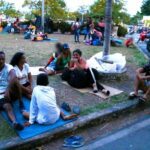 Ocupada por famílias inteiras, rodoviária de Boa Vista acumula problemas por causa da imigração desordenada