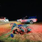 Motorista mata passageira após atingir motocicleta e arrastar veículo por 8 km