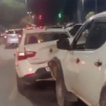 Motorista alcoolizado provoca engavetamento de veículos em cruzamento na avenida Venezuela