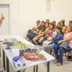 Merendeiras da rede municipal recebem capacitação em boas práticas alimentares