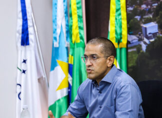 “Só sabe o tamanho do governo quem senta na cadeira”: Arthur Henrique fala sobre o desafio de governar Roraima