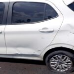 Família fica ferida após moto avançar preferencial e atingir carro em Boa Vista