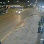 Motociclista morre ao ser atingido por picape em Boa Vista; veja vídeo