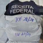 Carga com camisas contrabandeadas da Guiana avaliada em R$ 15 mil é apreendida na fronteira