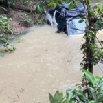 Corpo de bebê desaparecido após caminhonete cair em igarapé é encontrado