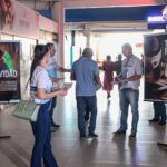 Ação na rodoviária de Boa Vista alerta passageiros sobre o tráfico de pessoas