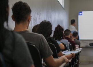 Enem 2025: gabarito do 2º dia de provas será divulgado na quinta-feira (20)