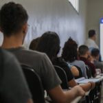 Enem 2025: isenção da taxa pode ser solicitada a partir desta segunda; saiba como fazer