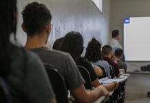 Veja o que é permitido levar no primeiro dia de provas do Enem 2025