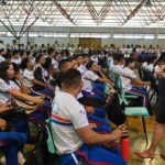 Programa da Assembleia vai às escolas para orientar sobre tráfico de pessoas
