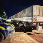 Carreta com mais de 11 toneladas de farinha de milho contrabandeada é apreendida em Rorainópolis