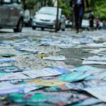 Comunicador que foi candidato a vereador em Boa Vista é multado em R$ 5 mil por derramamento de santinhos no dia da eleição