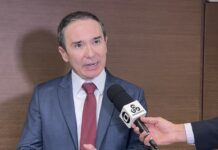 Duda Ramos apresenta projeto que recompensa leitores com crédito cultural