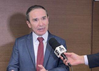 Duda Ramos propõe obrigar rádios e TVs a divulgar agenda de votações da Câmara