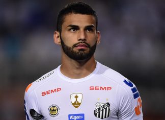 Após sete anos, Santos quita dívida milionária com Thiago Maia
