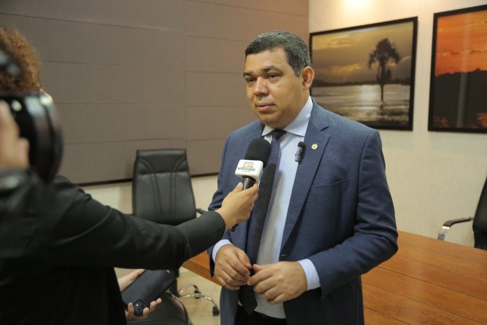 Presidente da ALE-RR, deputado Soldado Sampaio