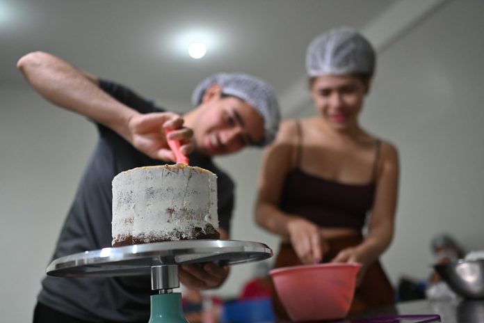 14-02-2025 – Encerramento dos cursos de Amigurumi e bolos confeitados, Foto Jader Souza (20 de 173)