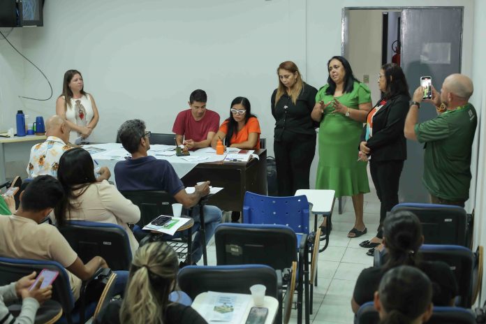 UTF-8Encontro reuniu guias de turismos interessados na unificação do segmento 2