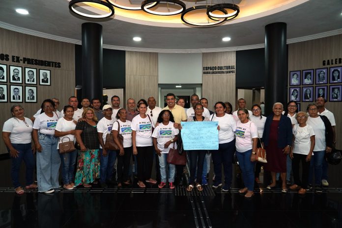 servidores do ex-Território