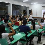 Secretaria Especial da Mulher da ALE-RR leva educação sobre violência doméstica à EJA de Boa Vista