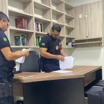 Polícia Civil faz buscas em escritório de advogado suspeito de aplicar golpes com falsos acordos judiciais