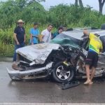 Homem fica preso às ferragens após colisão entre caminhonete e caminhão na BR-174, em Mucajaí