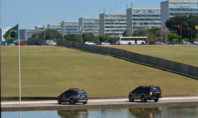 1011634-11042016-capa-dsc_6142-