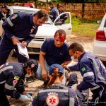 Socorristas participam de simulado com cenário realístico de acidente de trânsito