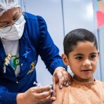 Roraima avança na vacinação de crianças e adolescentes com mais de 4,2 mil doses aplicadas nas escolas
