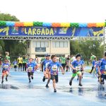 Miniatletas e famílias se divertem em corridinhas que celebram aniversário da capital