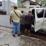 Polícia Civil prende dois homens por tráfico de drogas no bairro Santa Luzia