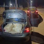 PRF apreende carro com 750 litros de gasolina e outro alugado há 4 anos em Manaus