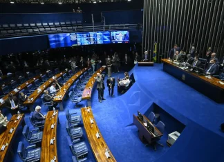 Redução da escala 6×1: PEC das 36 horas avança no Senado e pressiona governo