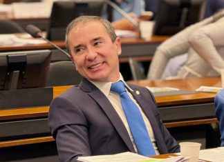 Duda Ramos propõe adicional salarial para professores que ensinam a alunos com deficiência duda ramos