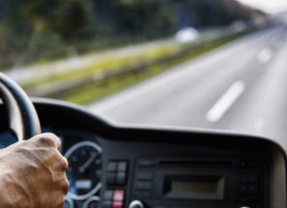 Sine-RR oferta 110 vagas de emprego nesta quarta-feira (7) motorista de caminhão