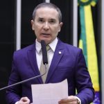 Comissão aprova projeto que descriminaliza alerta a mulher sobre antecedentes criminais de parceiro