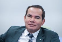 Stelio Dener quer dedução no Imposto de Renda para gastos com saúde preventiva de pets