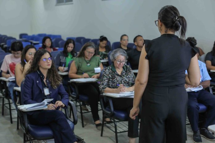 Foto 1 - Escolegis oferta cursos presenciais em sete municípios - Foto Eduardo Andrade (2)