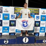 Atleta do Sinpol-RR quebra três recordes no Meeting das Fronteiras de Natação