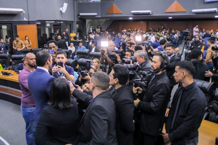 Jornalista é responsável pela coleta, apuração, redação e divulgação de informações de interesse público Foto Nonato Sousa2