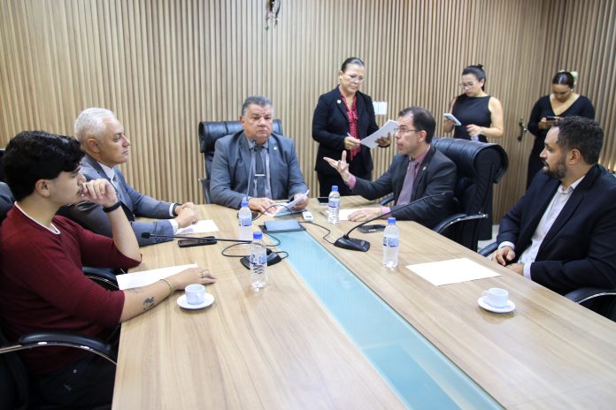 09-10-2025 - Luciano Silvestre - De-Geral adj da PC - Reunião Comissão Concurso da Polícia Civil - Foto Nonato Sousa-3 (1)