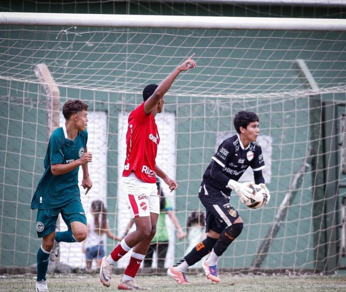 goleiro davi goleiro davi