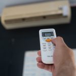 Uso maior de ar-condicionado no calor encarece contas de energia e Procon Assembleia orienta consumidores