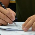 Concurso da Saúde de Boa Vista reúne mais de 31 mil candidatos neste domingo (2) prova caneta concurso